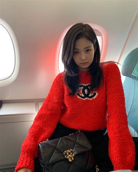 jennie kim chanel sweater